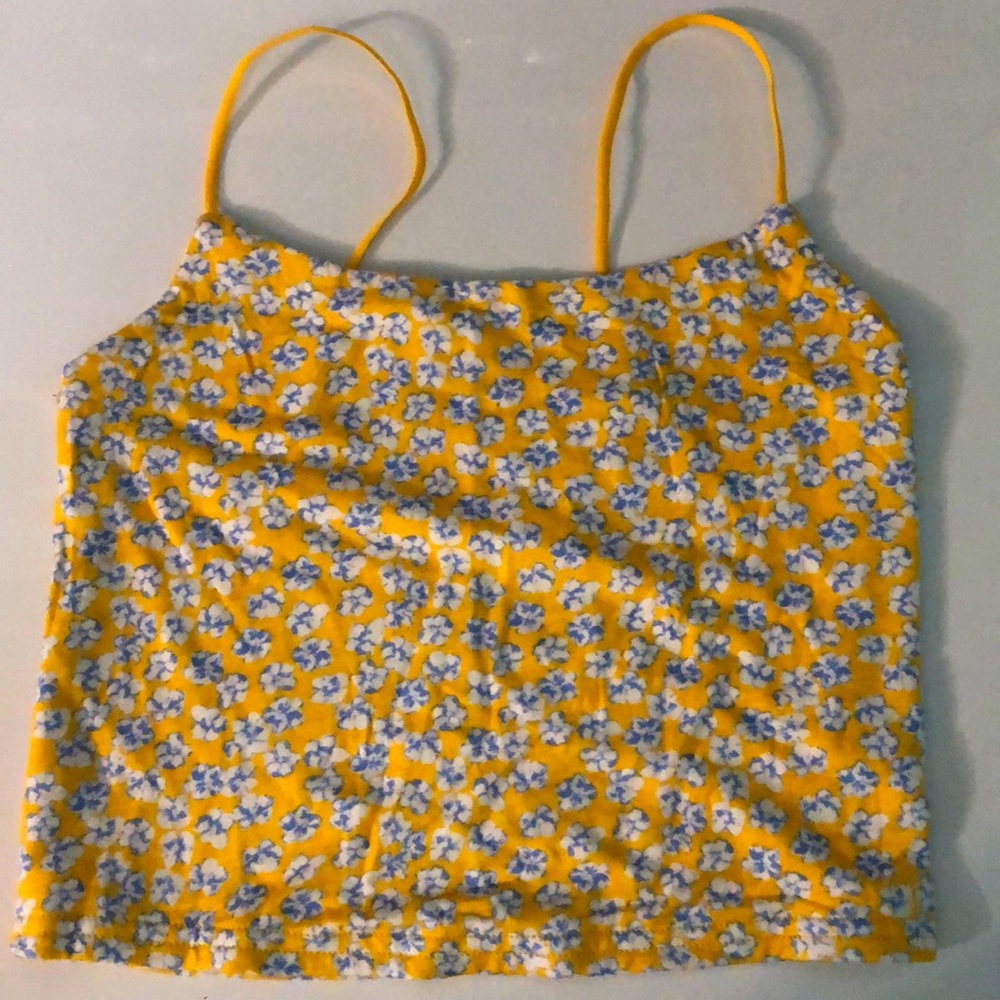 NWT! Super soft crop top